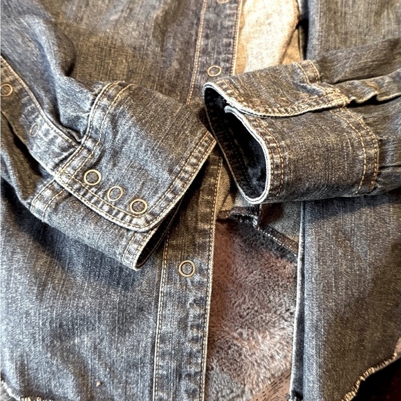 👕💙 Vintage ROOTS Authentic Demin Jean Shirt with Push Buttons - size XL👕💙 - Picture 16 of 16